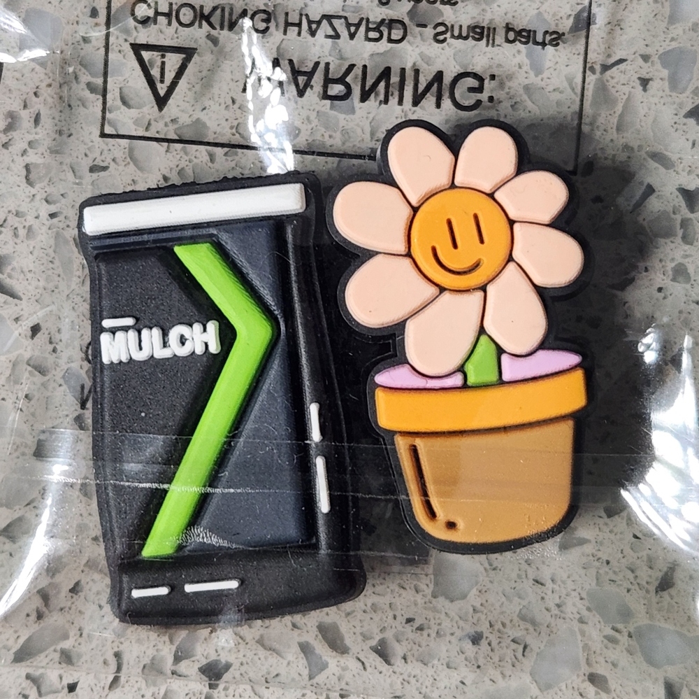 Cute Flower and Mulch Shoe Charms - Picture 2 of 3